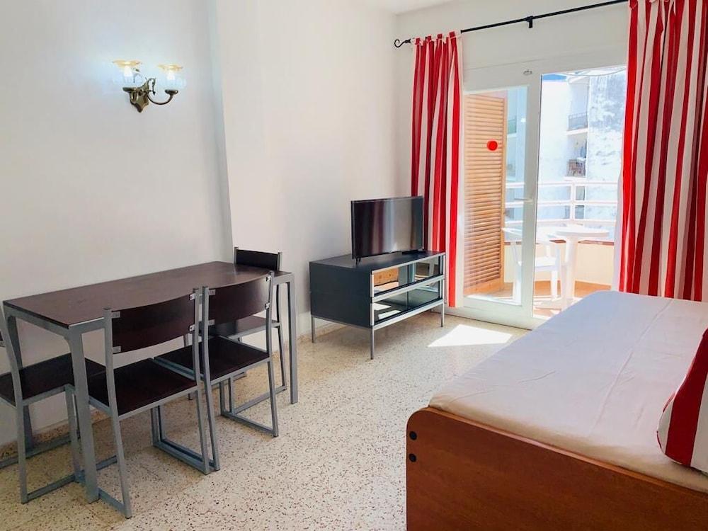 Eva Apartment *